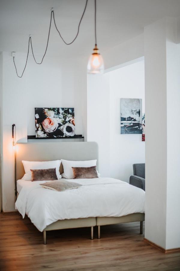 The Loft Lodge - Suiten Braunschweig Buitenkant foto