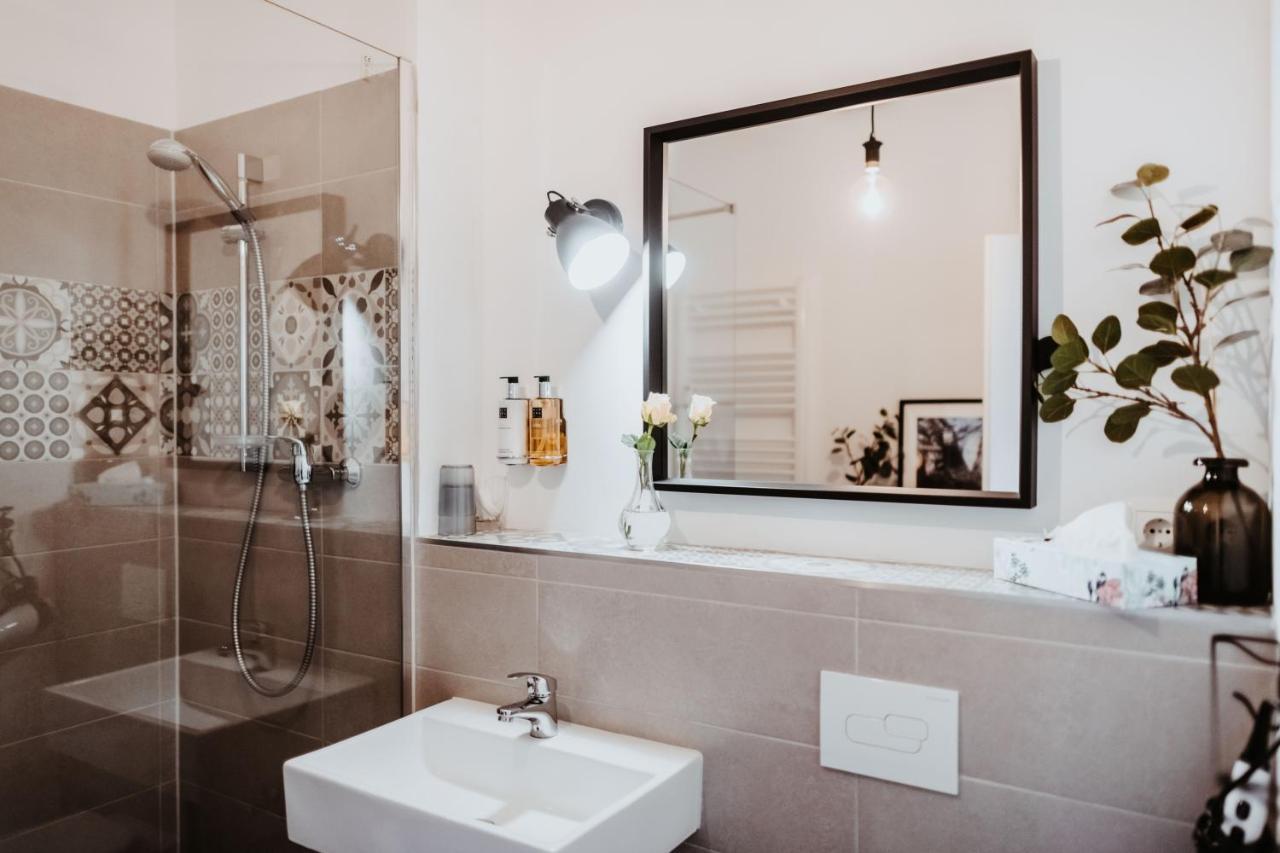The Loft Lodge - Suiten Braunschweig Buitenkant foto